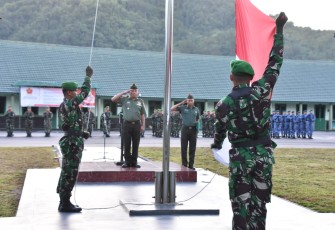 Upacara bendera prajurit Korem 023/KS