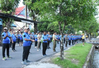 Olahraga bersama prajurit Korem 023/KS