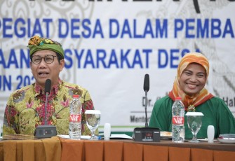 Mendes PDTT Abdul Halim Iskandar 
