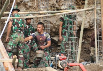 Pondasi jembatan terus dipercepat pengerjaanya