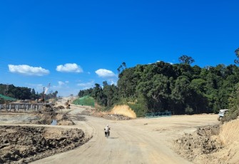 Pembangunan jalan tol menuju IKN, Jum'at (4/8)