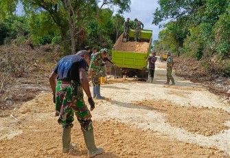Finishing jalan akses TMMD Kodim Bulukumba 