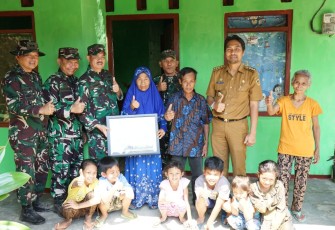 Irdam V Brawijaya Brigjen TNI Abdul Rachman saat meninjau hasil RTLH TMMD Kodim 0803/Madiun, Kamis (10/8)