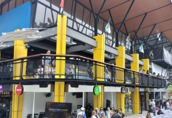 De Javu - Lounge and Cafe di Kawasan Black Stone Garage Jalan Hang Jebat Raya Kebayoran Baru Jakarta Selatan 