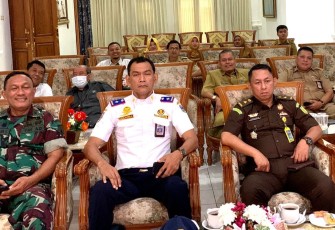 Danramil 0801/06 Bandar Kapten Arm Abdul Radjak saat Mengikuti Rakor Pengendalian Inflasi Bersama Kemendagri secara virtual, Senin (14/8) 