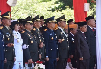 Upacara Kemerdekaan RI ke 78 di lapangan Gazibu, Bandung, Kamis (17/8)