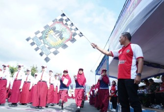 Lomba gerak jalan pelajar Kabupaten Pacitan 