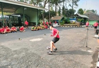 Latihan penunjang Kesejahteraan jasmani prajurit Putra Yudha, Kamis (31/8)