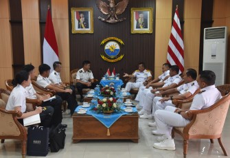 Kunjungan  Delegasi Singapura di Koarmada II