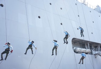  Gladi jelang HUT Ke-78 TNI AL