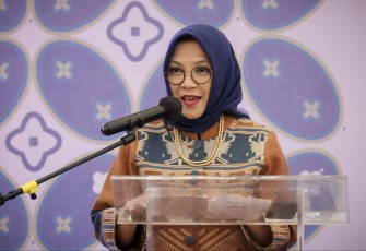 Deputi bidang Kewirausahaan Siti Azizah 