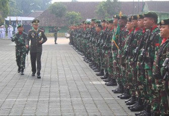 Danmenarmed 2 Kostrad Kolonel Arm Joko Setiyo Kurniawan 