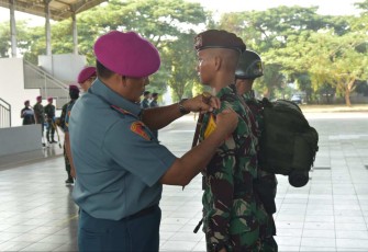 Gubernur AAL Mayjen TNI (Mar) Endi Supardi 