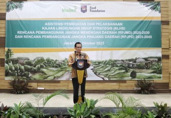 Dirjen Bangda Kemendagri Restuardy Daud 