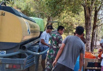 Bantuan air bersih untuk warga terdampak kekeringan di wilayah desa binaan