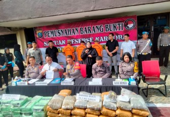 Pemusnahan barang bukti Narkoba di Mapolrestabes Medan, Kamis (30/11)