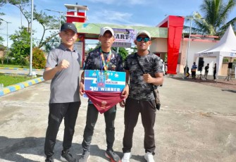 Praka Nurdin Layaha Prajurit Yonif PR 330/TD Juara 3 Ajang Porkab Mimika Duathlon 2023, Timika, Minggu (3/12) 