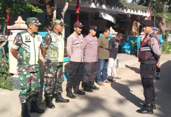 Babinsa Koramil 0801/09 Ngadirojo Lakukan Pengamanan Ibadah Natal