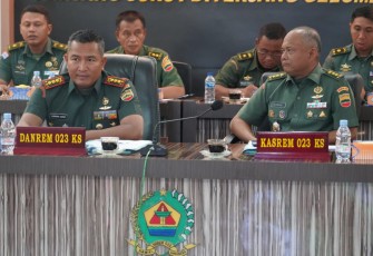 Danrem 023/KS Hadiri Rapat Evaluasi Progjagar Kodam I BB 2023 Secara Virtual 