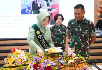 Syukuran pemotongan tumpeng HUT Kowad ke 62, Jum'at (22/12)