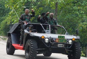 Pangkostrad Mayjen TNI Muhammad Saleh Mustafa 
