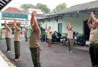 Senam SKJ bersama anggota Koramil 0718-01/Pati