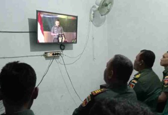 Nonton bareng Kasad Award di Koramil 0718-01/Pati
