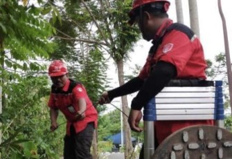 Pembangunan jaringan infrastruktur Telkom di Labuan Bajo, NTT, Sabtu (6/5)