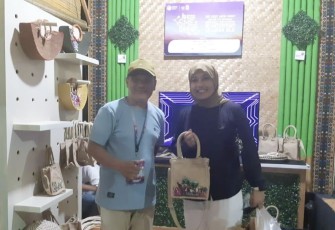 Stand UMK Kerajinan dari Kebumen event KTT ASEAN ke-42 Labuan Bajo, NTT