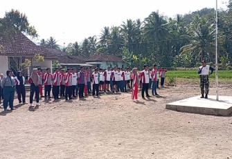 Membangun Generasi Unggul Bersama Koramil 0806/11 Panggul dan SMKN 1 Panggul