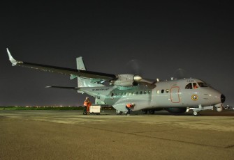  Latihan Terbang Malam yang dihelat di Pangkalan Udara TNI Angkatan Laut (Lanudal) Juanda, Kamis malam.