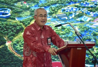 Dadang Rukmana dalam acara Seminar Nasional Policy Brief pada Pelatihan Kepemimpinan Nasional Tingkat I Angkatan LVII Tahun 2023 di Gedung Lembaga Administrasi Negara (LAN), Jakarta, Senin (13/11/2024).