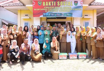 Pangdam II Sriwijaya Yanuar Adil saat Baksos di Desa Sri Kuncoro