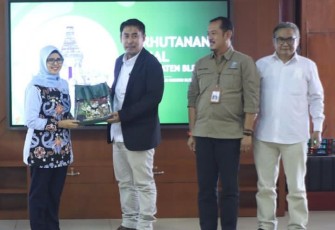 Bupati Blitar Rini Syarifah Menerima Kunjungan Kerja dari Kemendes PDTT