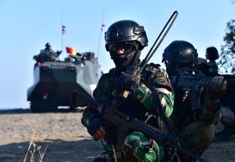 Pasukan Gabungan SGS saat mendarat dan berhasil Kuasai Pantai Banongan