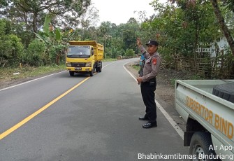 Patroli Personel Polsek Padang Ulak Tanding di Jalur Lintas Curup-PUT, Antisipasi 3C
