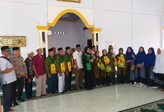 Polsek Seginim Berikan Pengamanan Jamaah Ibadah Umroh