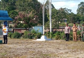 Kapolsek Lebong Atas Hadiri Upacara Bulanan Bersama Unsur Tripika