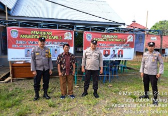 Polsek Sukaraja Saat Pengamanan Pemilihan Anggota BPD