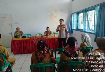 Jelang Ramadan, Kapolsek Teluk Segara Rapat Bersama Tripika