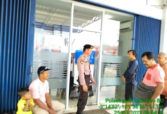 Personel Polsek Putri Hijau Patroli Dialogis dan Sambang Warga