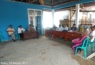 Bhabinkamtibmas Polsek Lebong Utara Hadiri Musdessus Desa Nangai Tayau
