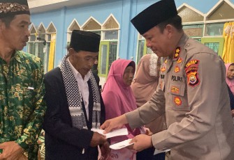 Kapolres Lebong Safari Ramadan bersama Bupati di Masjid Al Muklisin