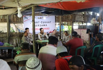 Jumat Curhat, Kapolres Mukomuko Tampung Keluhan Nelayan Tradisional