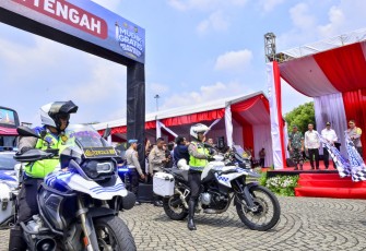 Kurangi Beban Jalan Tol dan Arteri, Kapolri Lepas 434 Bus Mudik Gratis Polri Presisi