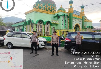 Polsek Lebong Utara Laksanakan Pengamanan Salat Idulfitri di Masjid Muhammadiyah