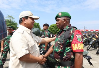 Menhan Prabowo Resmikan RS di Papua dan Serahkan Bantuan 164 Unit Kendaraan Dinas Untuk TNI-Polri