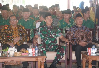 Dandim Dampingi Bupati Hadiri Acara Pengukuhan PDM-PDA Tulungagung