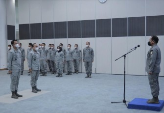Upacara Pelaporan Kenaikan Pangkat, dipimpin oleh Kepala Bakamla RI Laksamana Madya TNI Dr. Aan Kurnia, di Aula Ary Hasibuan, Mabes Bakamla RI, Jakarta Pusat, Senin (3/4/2023).