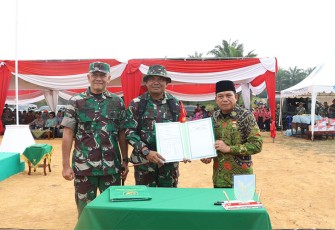 TMMD Reguler ke-117 Kodim 0407/Kota Bengkulu Resmi Ditutup Danrem 041/Gamas